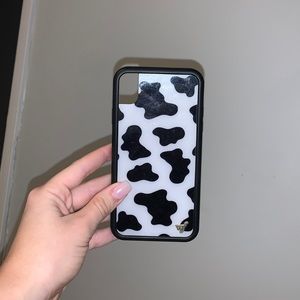 cow wildflower phone case